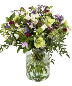 Nordisk Harmoni overdådig buket med sæsonens blomster i elegant vase