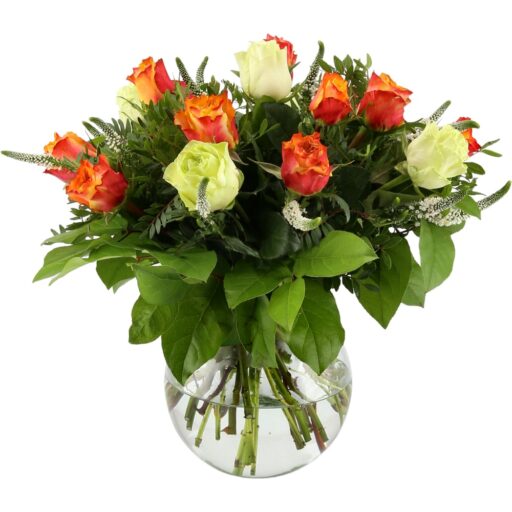 Roser og rosenbuket, symboliserer kærlighed. Romantisk rosenbuketten bundet af skønne flotte roser udvalgt blandt sæsonens bedste.