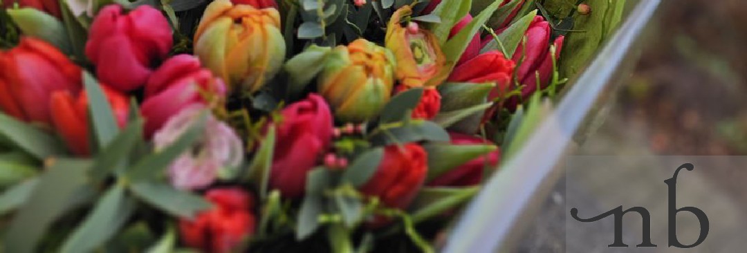 Bestil smukke blomster online til Mors Dag med levering fra NetBuket
