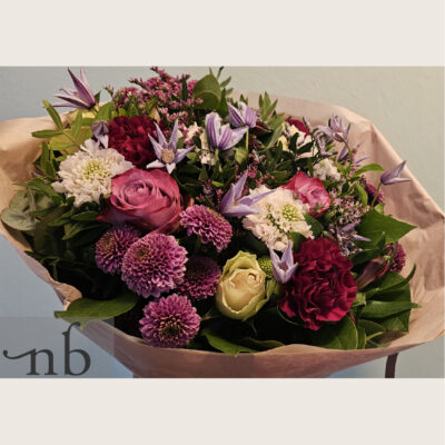 Bestil blomster Kongens Lyngby – smuk buket leveret fra NetBuket.dk.