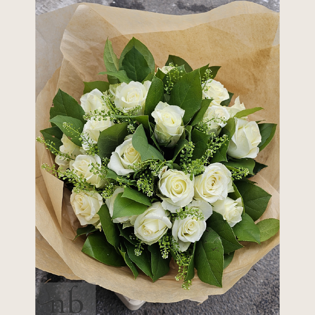 Frisk og elegant buket fra blomsterhandler i Vanløse hos Netbuket